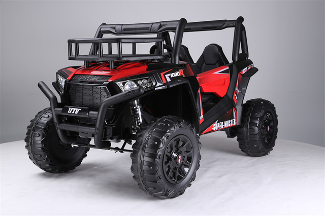 UTV இல் 12V பாய்ஸ் சைல்ட் பேட்டரி இயக்கப்படும் எலக்ட்ரிக் ரைடு